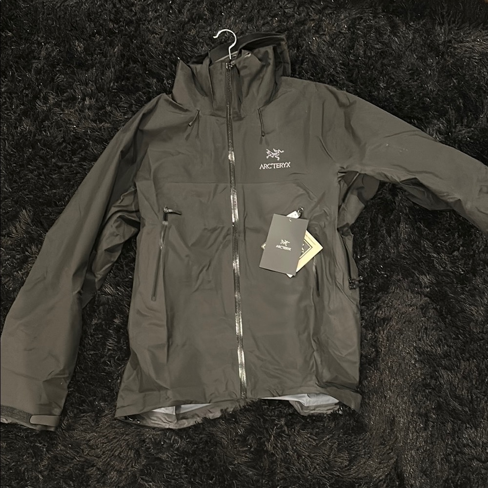 Arc'teryx Beta AR Gore-tex Pro